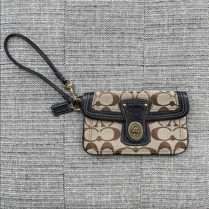 Coach Signature Brown Wristlet with 2 pockets
